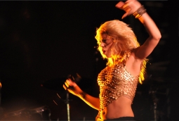 By suran2007 (Shake like Shakira) [CC BY 2.0 (http://creativecommons.org/licenses/by/2.0)], via Wikimedia Commons