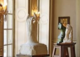 Par dalbera from Paris, France (Salle du muse Rodin) [CC BY 2.0 (http://creativecommons.org/licenses/by/2.0)], via Wikimedia Commons